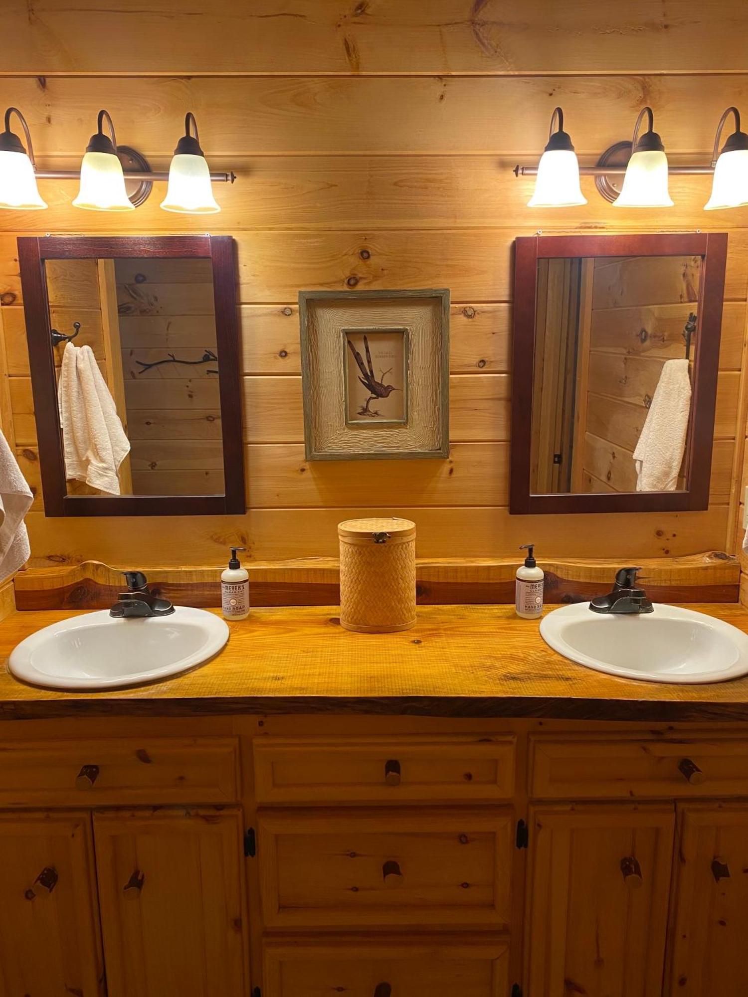 The Cozy Lazy Laurel With Year-Round Mountain Views, Hot Tub, Fire Pit Villa Cherry Log Екстериор снимка