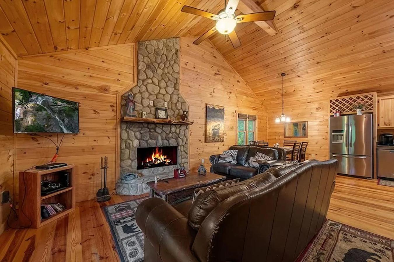 The Cozy Lazy Laurel With Year-Round Mountain Views, Hot Tub, Fire Pit Villa Cherry Log Екстериор снимка
